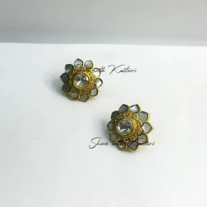 Flower Shaped Kundan Earrings - Image 2