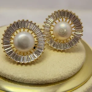 Elysian Pearl Gold Studs - Image 3