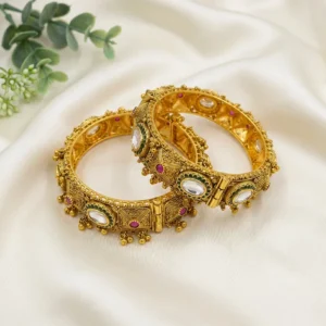 Regal Kundan Antique Gold Bangles