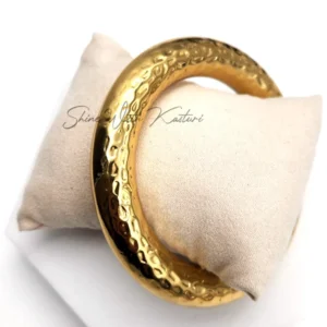 Hammered Gold Round Bangle - Image 3