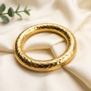 Hammered Gold Round Bangle