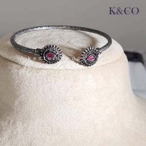 Sleek Ethnic Bangle - Image 3