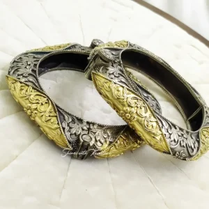 Dual-Tone Oxidised Silver Openable Bangle - Image 4