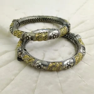 Alternative view of Bloom Octa Designer Oxidised Silver Bangles