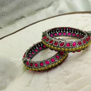 Broad Oxidised Kundan Bangles with Pink Stones - Image 3