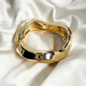 Stylish Gold Cuff Bangle – Openable - Image 3